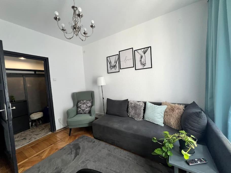 Appartement Groundfloor Rahmaninov à Bucarest Extérieur photo